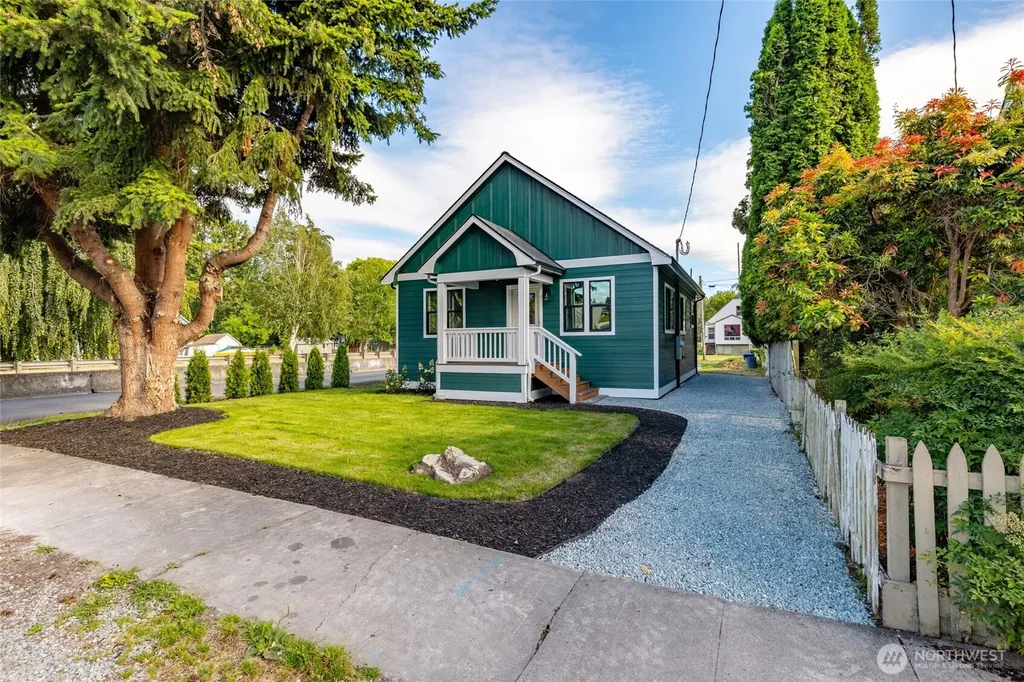 100 Milwaukee Street Mount Vernon WA 98273