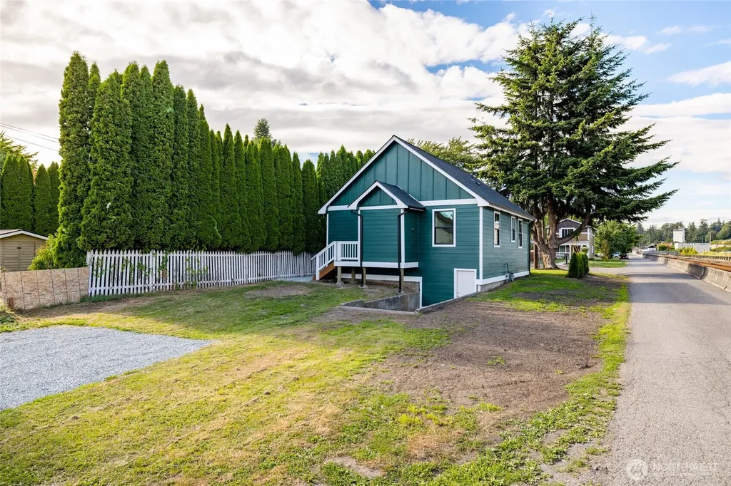 100 Milwaukee Street Mount Vernon WA 98273