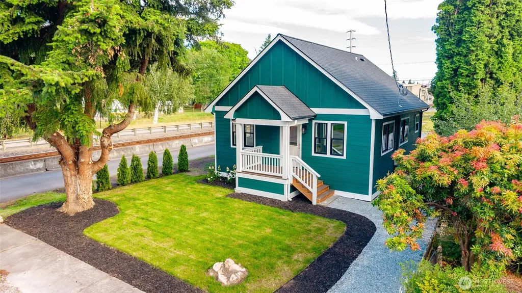 100 Milwaukee Street Mount Vernon WA 98273