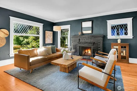 1229 18th Avenue E Seattle WA 98112