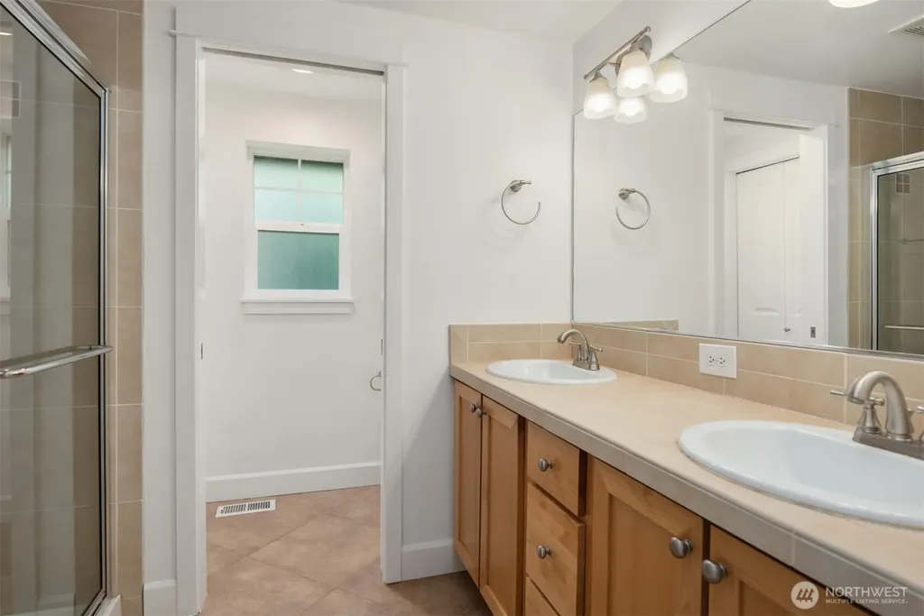 2755 SW Sylvan Heights Drive Seattle WA 98106
