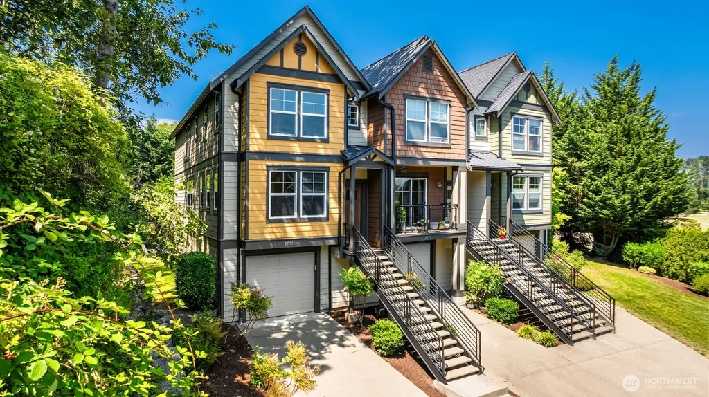 2755 SW Sylvan Heights Drive Seattle WA 98106