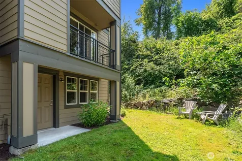 2755 SW Sylvan Heights Drive Seattle WA 98106