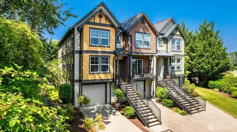 2755 SW Sylvan Heights Drive Seattle WA 98106
