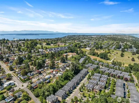 2755 SW Sylvan Heights Drive Seattle WA 98106