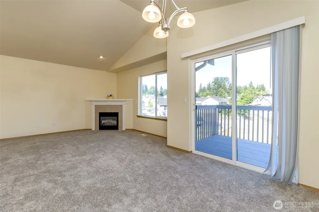 16018 89th Avenue E Puyallup WA 98375
