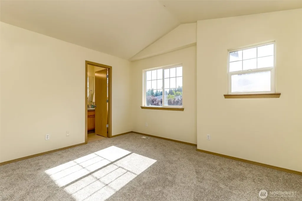 16018 89th Avenue E Puyallup WA 98375