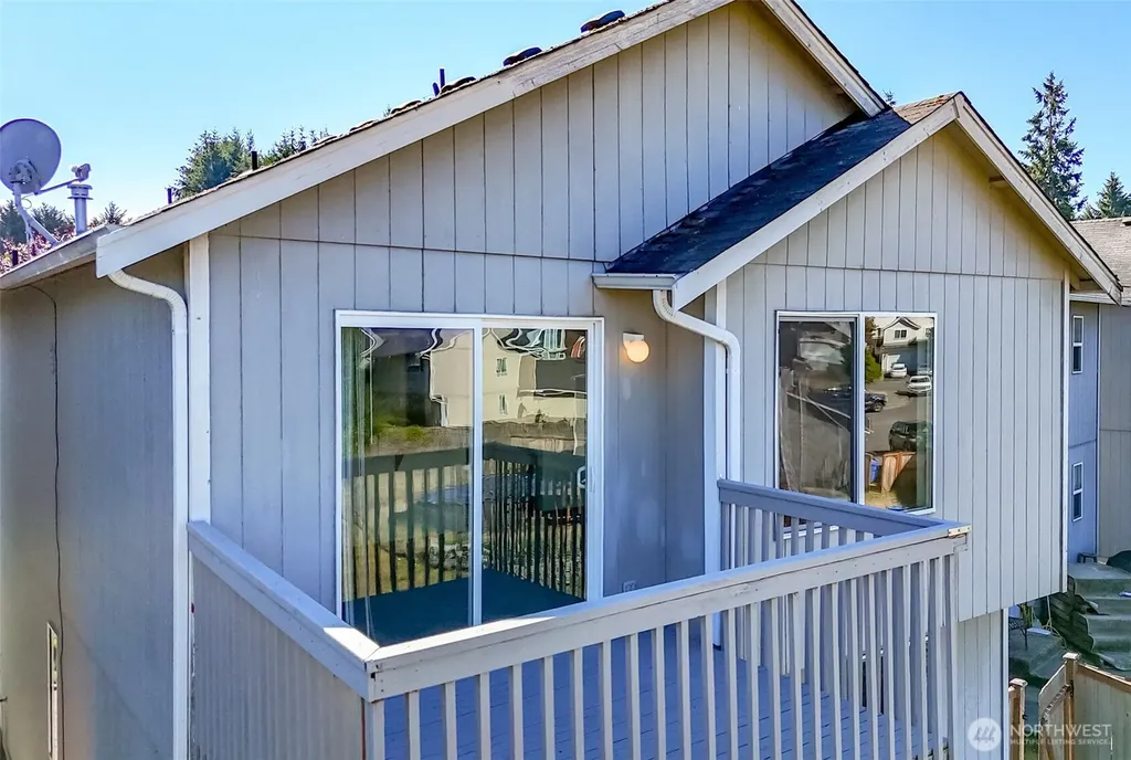 16018 89th Avenue E Puyallup WA 98375