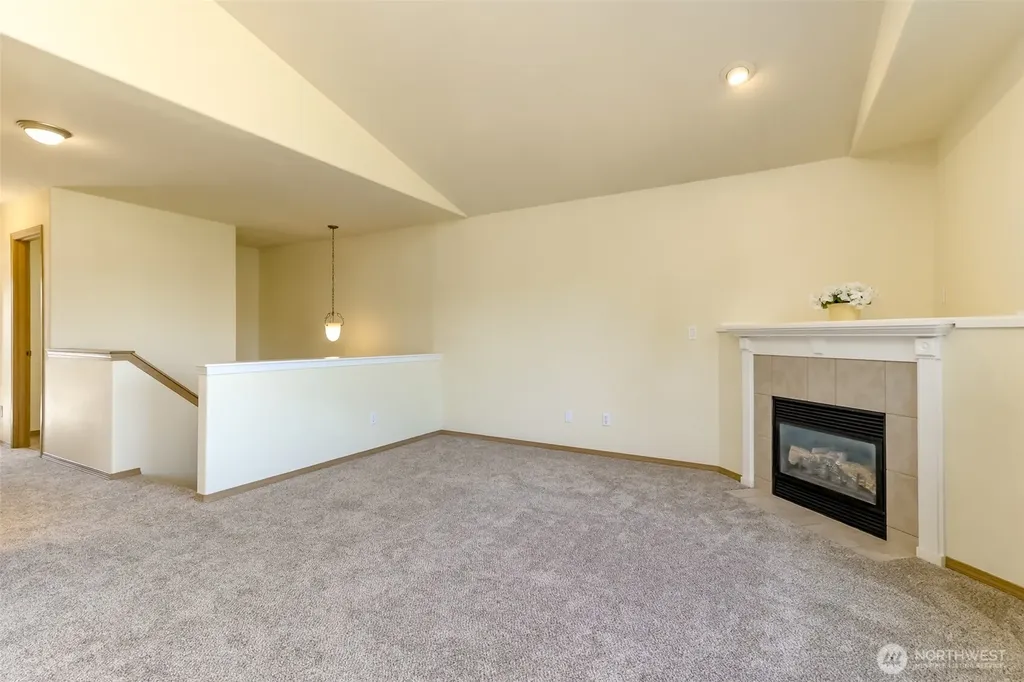 16018 89th Avenue E Puyallup WA 98375