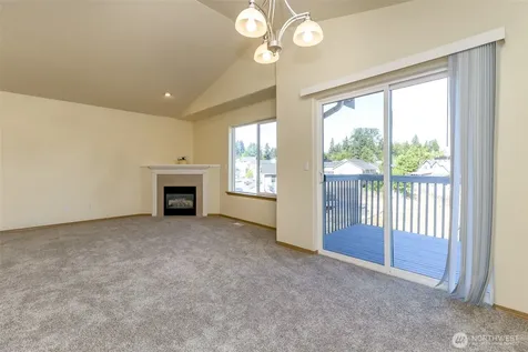 16018 89th Avenue E Puyallup WA 98375
