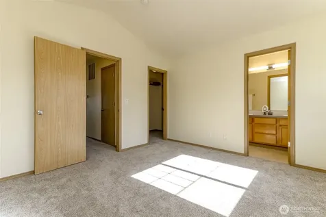 16018 89th Avenue E Puyallup WA 98375