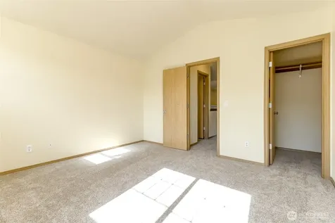 16018 89th Avenue E Puyallup WA 98375