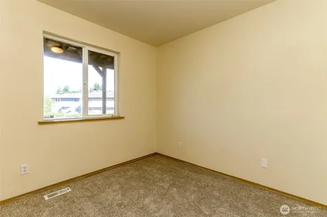 16018 89th Avenue E Puyallup WA 98375