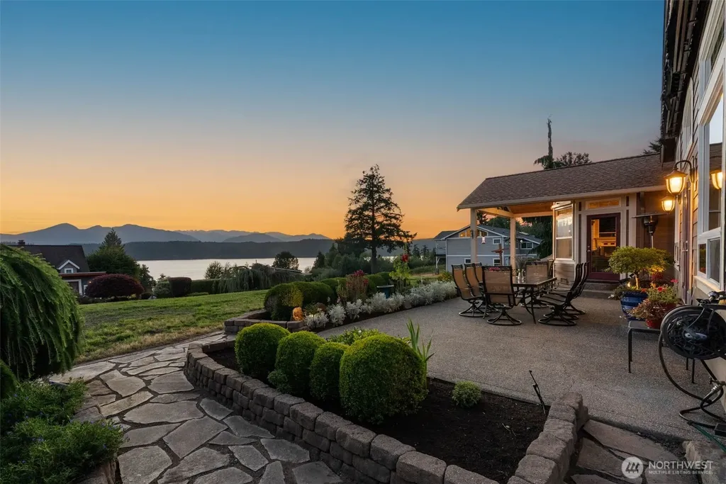 16974 Olympic View Road NW Silverdale WA 98383
