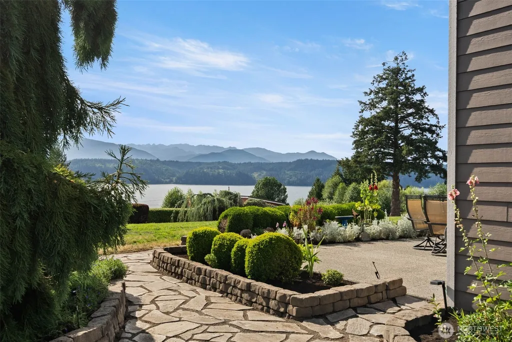 16974 Olympic View Road NW Silverdale WA 98383