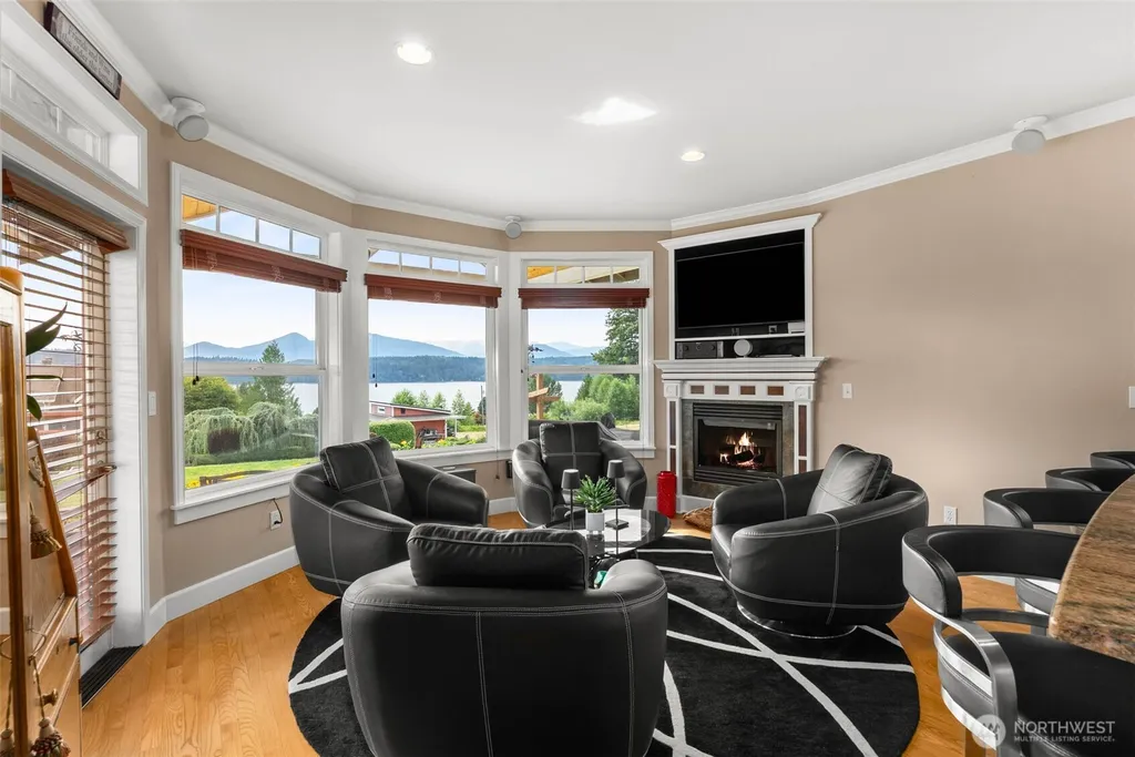 16974 Olympic View Road NW Silverdale WA 98383