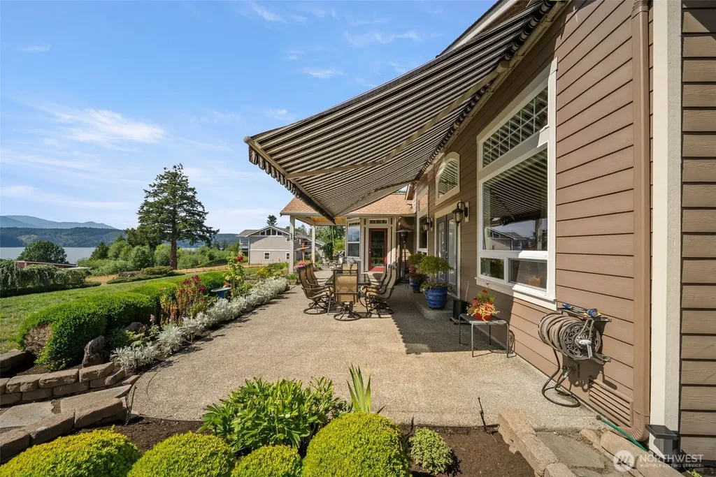 16974 Olympic View Road NW Silverdale WA 98383