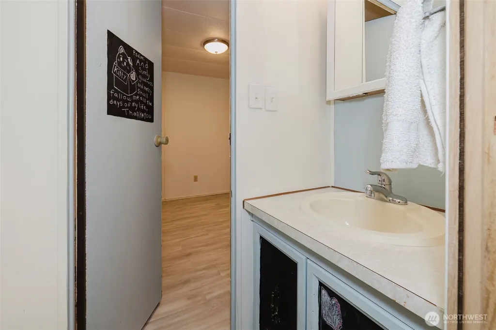 41 E Pickering Place Shelton WA 98584