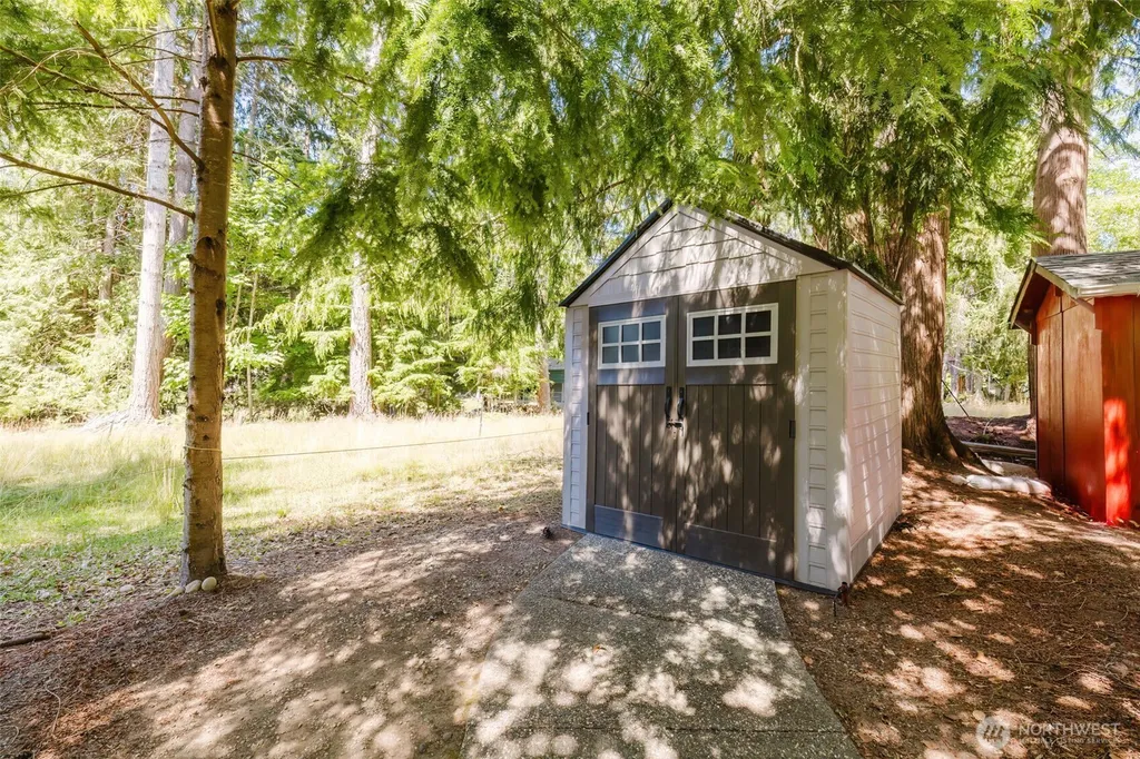 41 E Pickering Place Shelton WA 98584