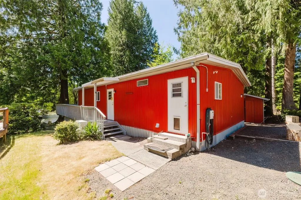 41 E Pickering Place Shelton WA 98584