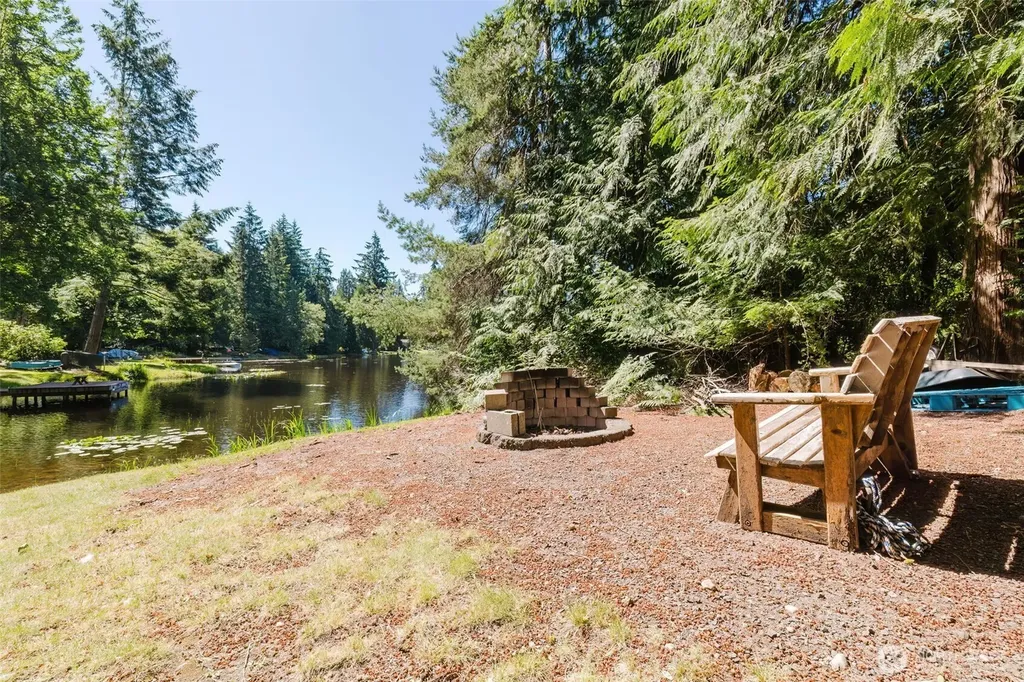 41 E Pickering Place Shelton WA 98584