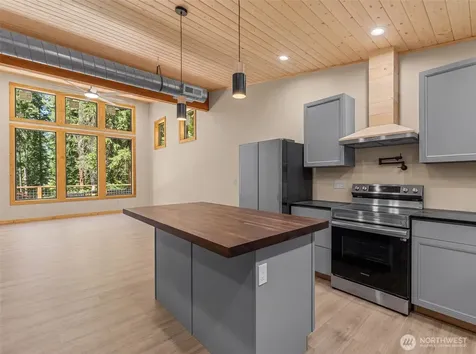 22401 Shetland Road Leavenworth WA 98826