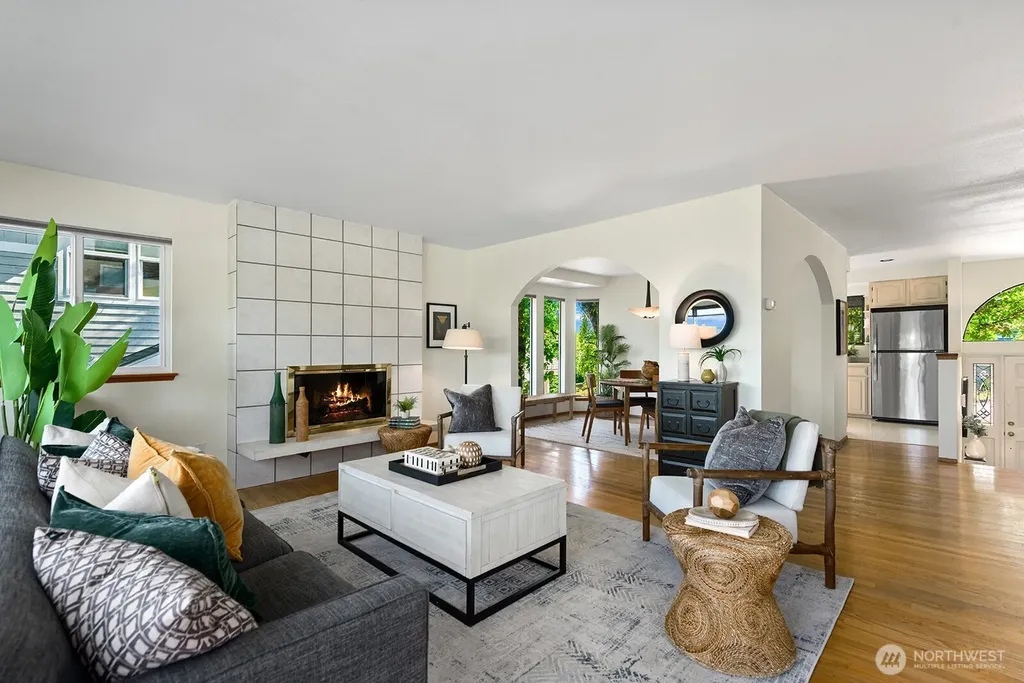 6531 37th Avenue SW Seattle WA 98126