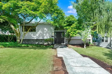 6531 37th Avenue SW Seattle WA 98126