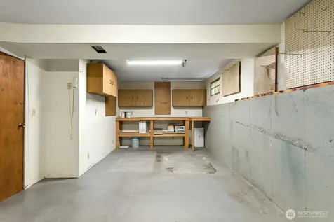 6531 37th Avenue SW Seattle WA 98126