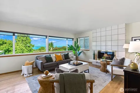 6531 37th Avenue SW Seattle WA 98126