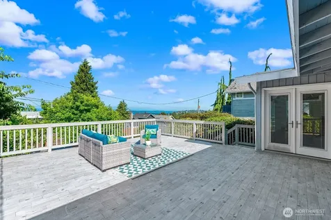 6531 37th Avenue SW Seattle WA 98126