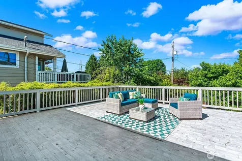 6531 37th Avenue SW Seattle WA 98126