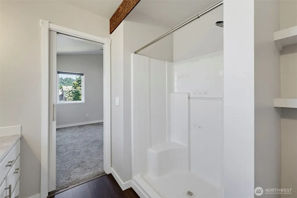 402 Orting Avenue NW Orting WA 98360