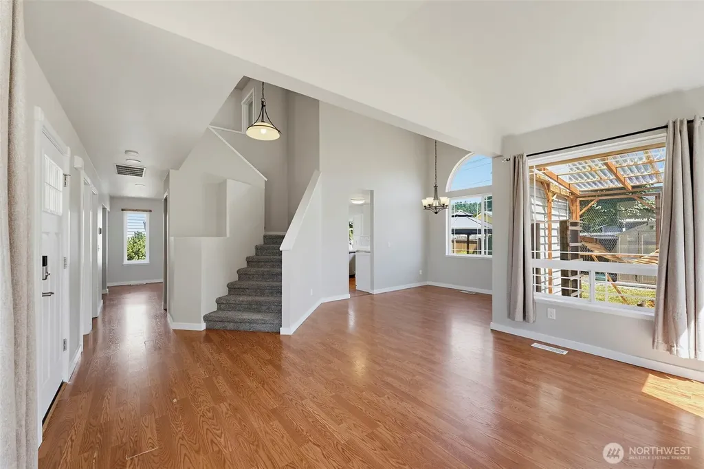 402 Orting Avenue NW Orting WA 98360