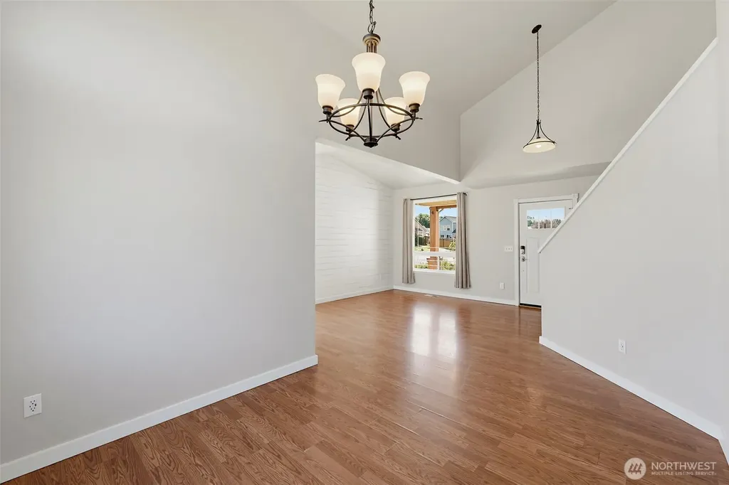 402 Orting Avenue NW Orting WA 98360