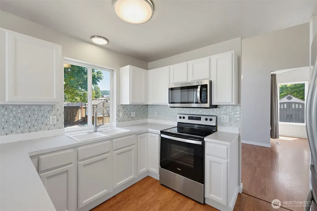 402 Orting Avenue NW Orting WA 98360