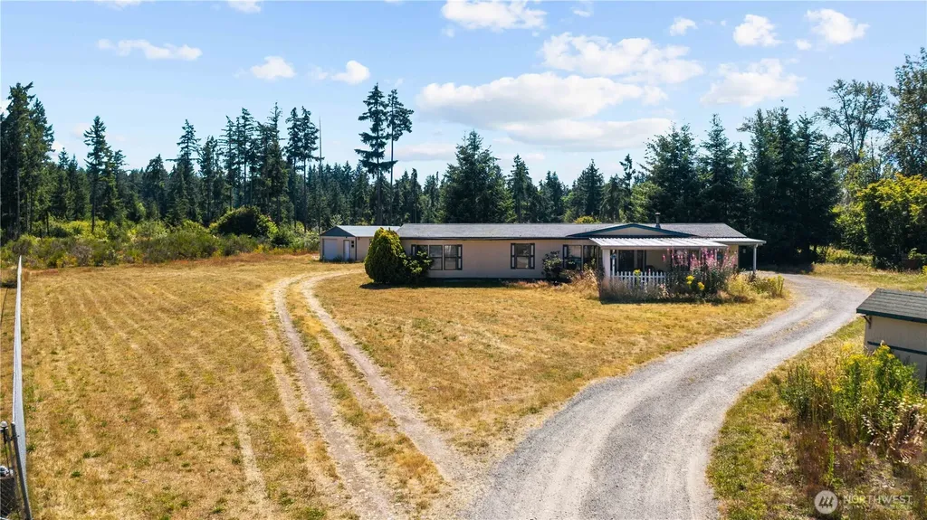 2514 State Route 702 E Roy WA 98580