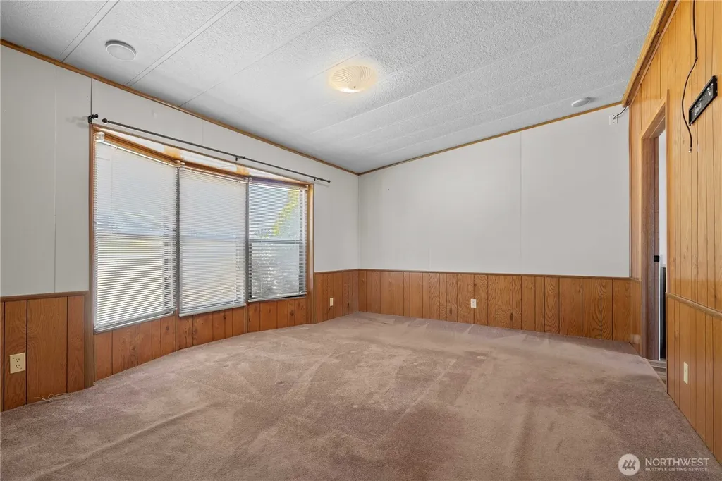 2514 State Route 702 E Roy WA 98580