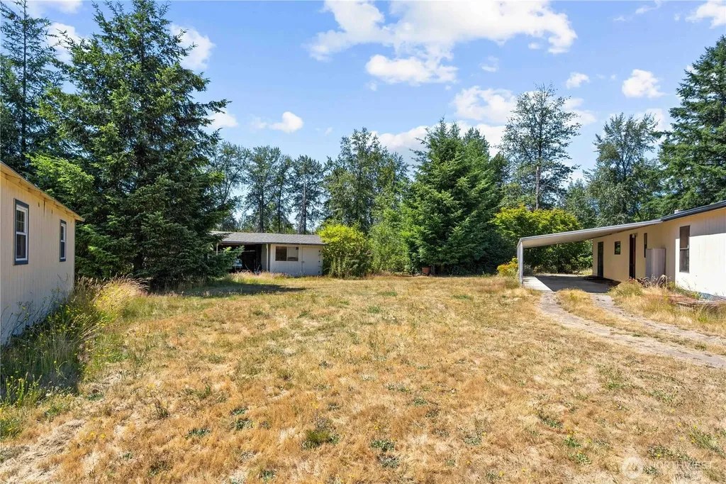 2514 State Route 702 E Roy WA 98580