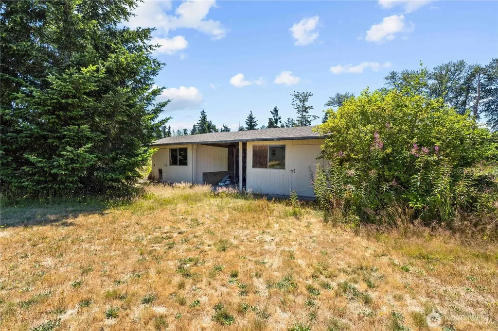 2514 State Route 702 E Roy WA 98580