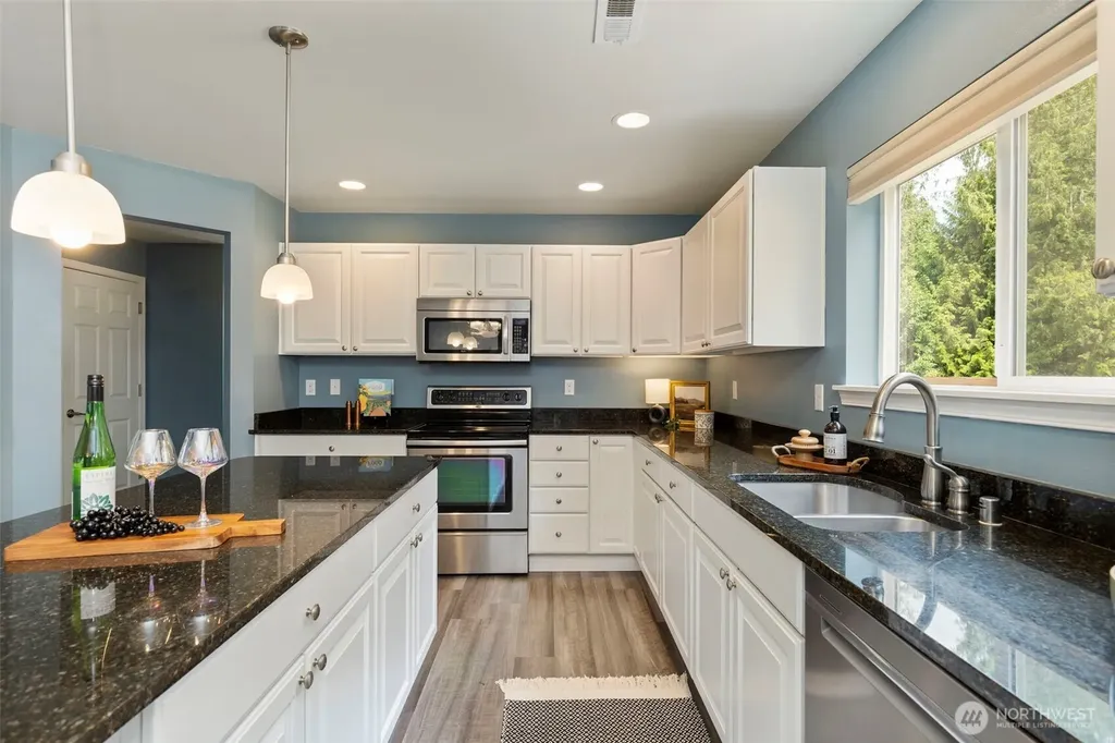4272 Chanting Circle SW Port Orchard WA 98367