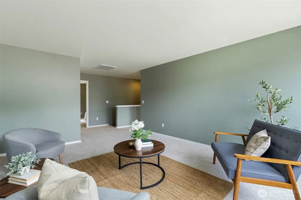 4272 Chanting Circle SW Port Orchard WA 98367
