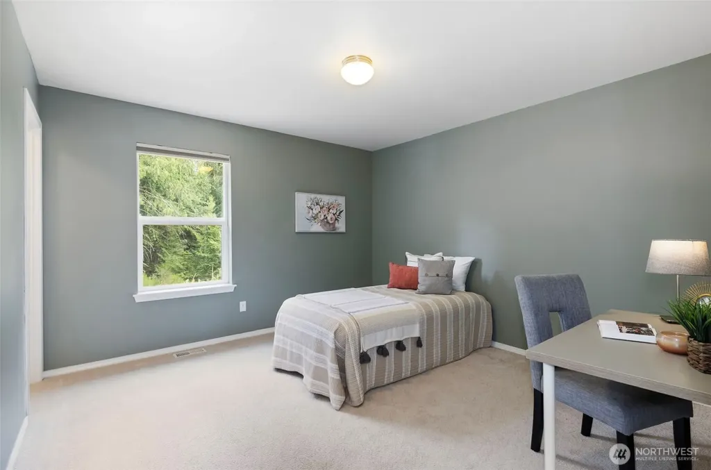 4272 Chanting Circle SW Port Orchard WA 98367