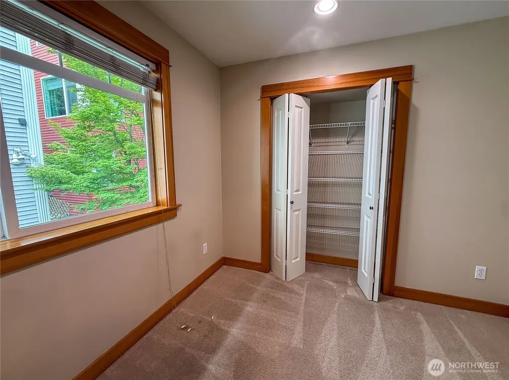 2325 Franklin Avenue E Seattle WA 98102