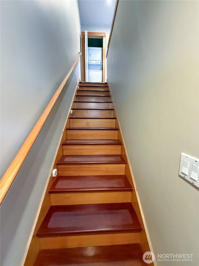 2325 Franklin Avenue E Seattle WA 98102