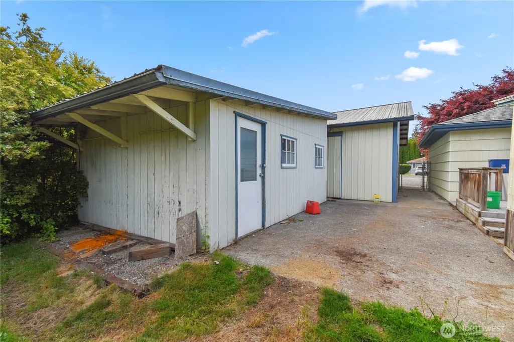 305 W Bennett Street Sedro Woolley WA 98284