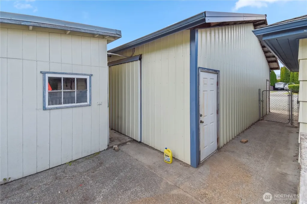 305 W Bennett Street Sedro Woolley WA 98284