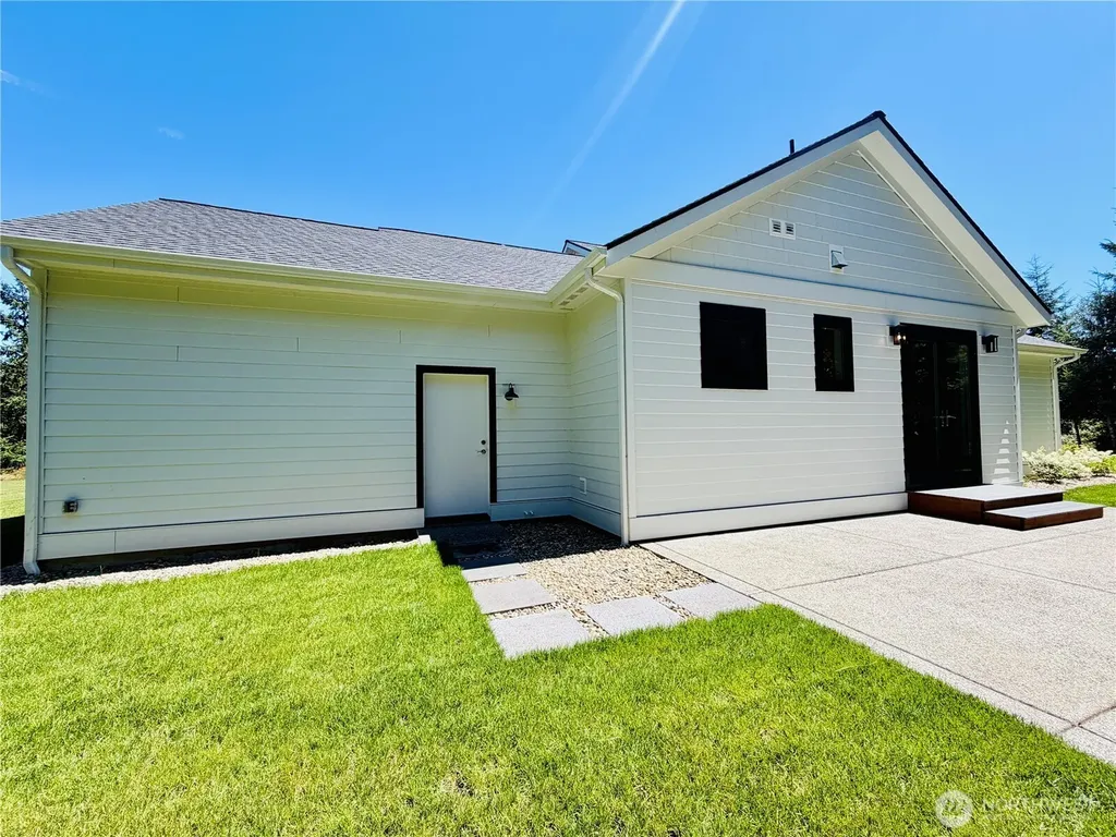 12288 Madrona Street SW Port Orchard WA 98367