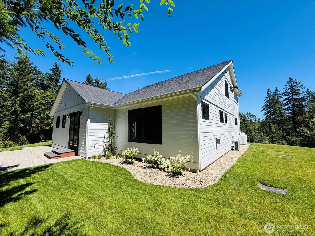 12288 Madrona Street SW Port Orchard WA 98367
