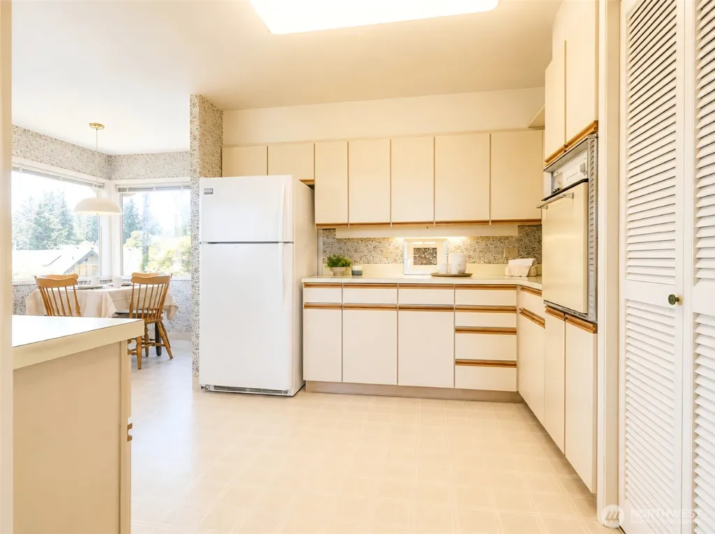 737 8th Avenue Aberdeen WA 98520